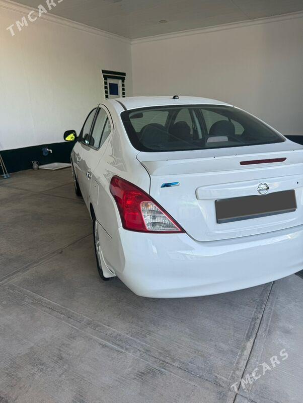 Nissan Versa 2012 - 130 000 TMT - Ашхабад - img 6
