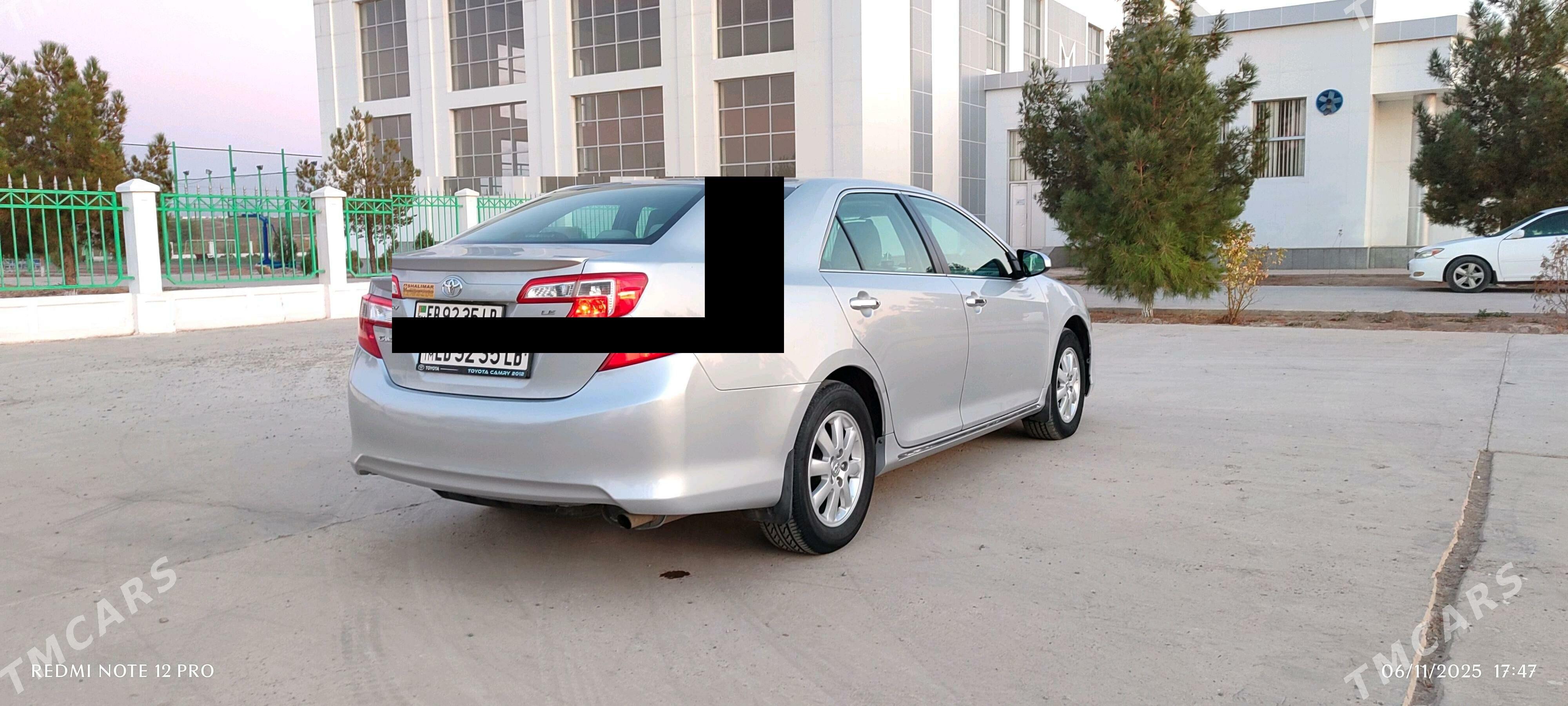 Toyota Camry 2012 - 225 000 TMT - Саят - img 6