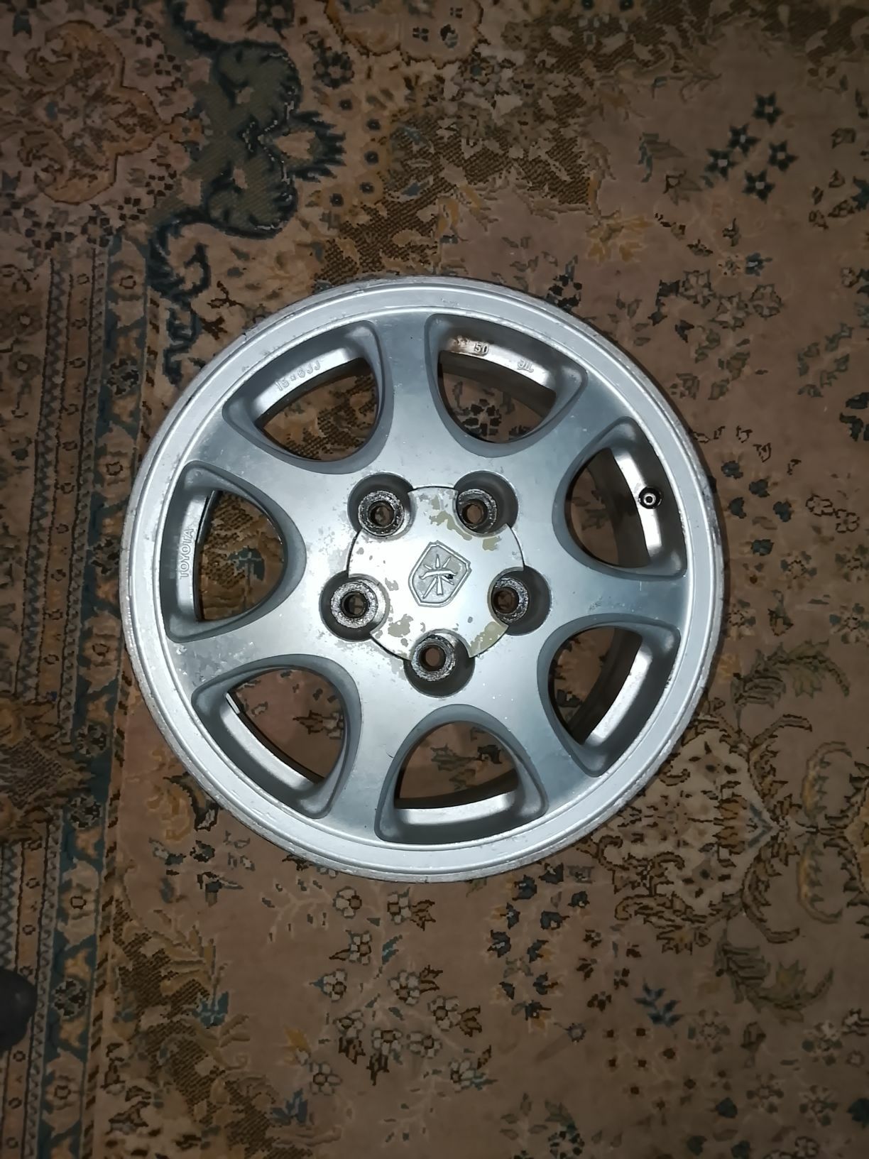 15 diska 15 teker 4 000 TMT - Гурбансолтан Едже - img 1