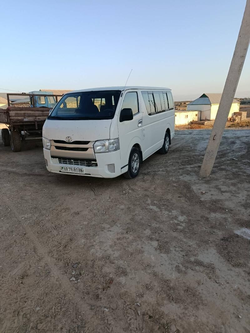 Toyota Hiace 2007 - 210 000 TMT - Balkanabat - img 5