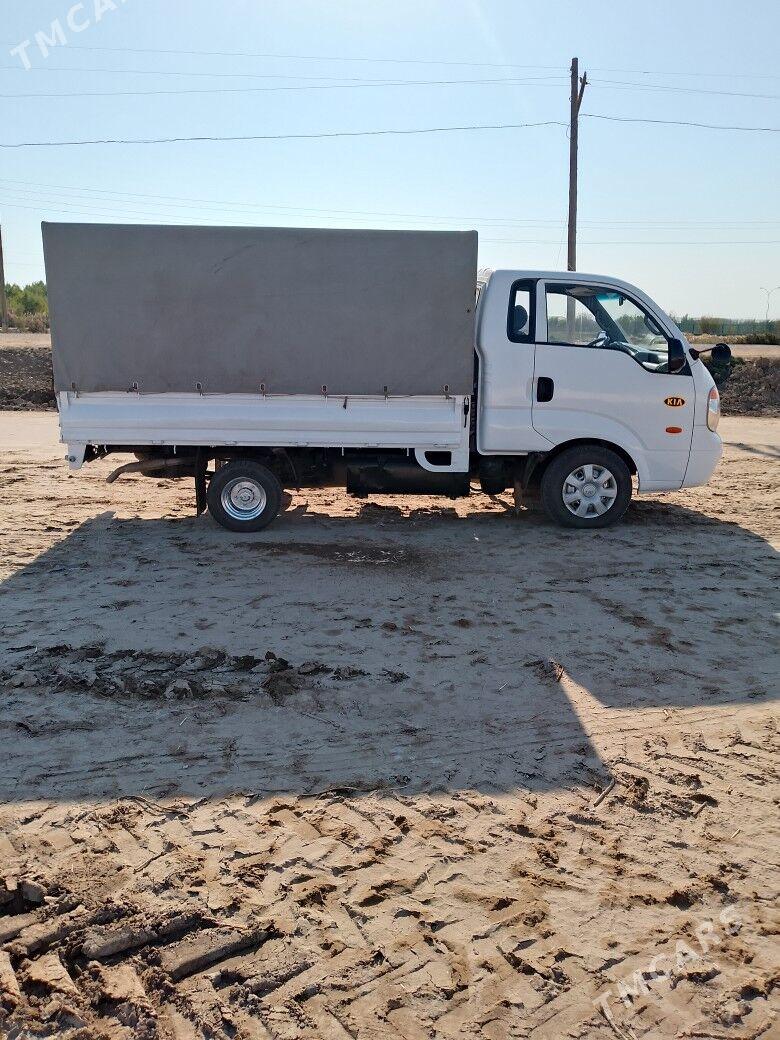 Kia Bongo 2008 - 155 000 TMT - Гурбансолтан Едже - img 1