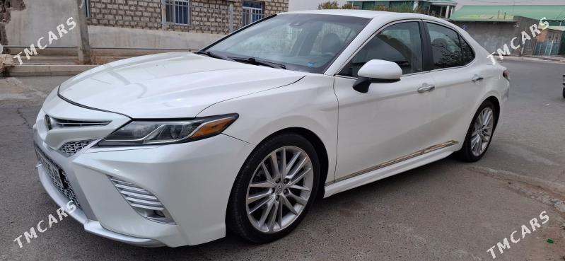 Toyota Camry 2018 - 263 000 TMT - Gökje - img 1