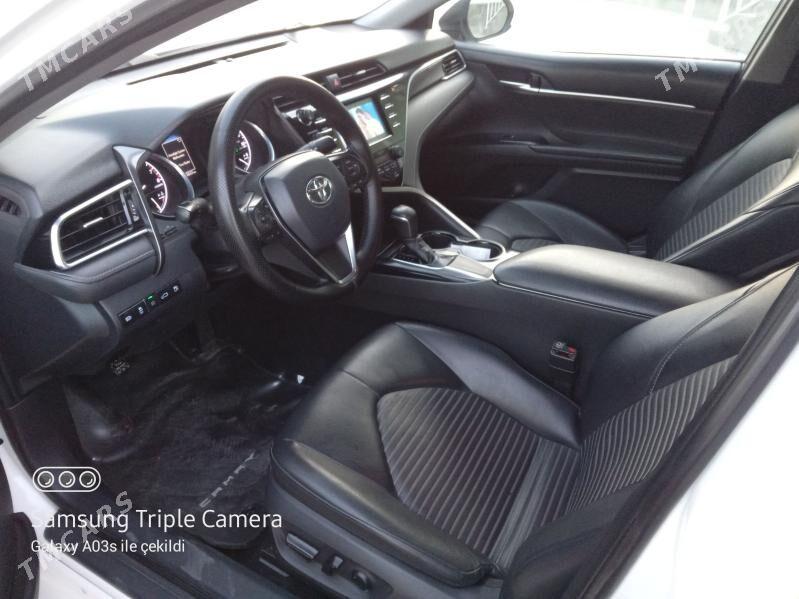 Toyota Camry 2018 - 263 000 TMT - Gökje - img 4