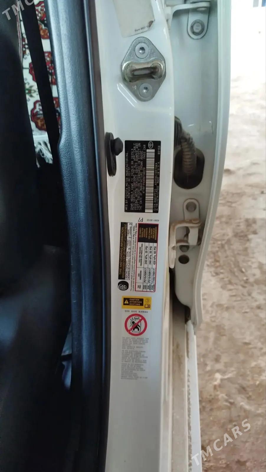 Toyota Camry 2017 - 300 000 TMT - Ýolöten - img 2