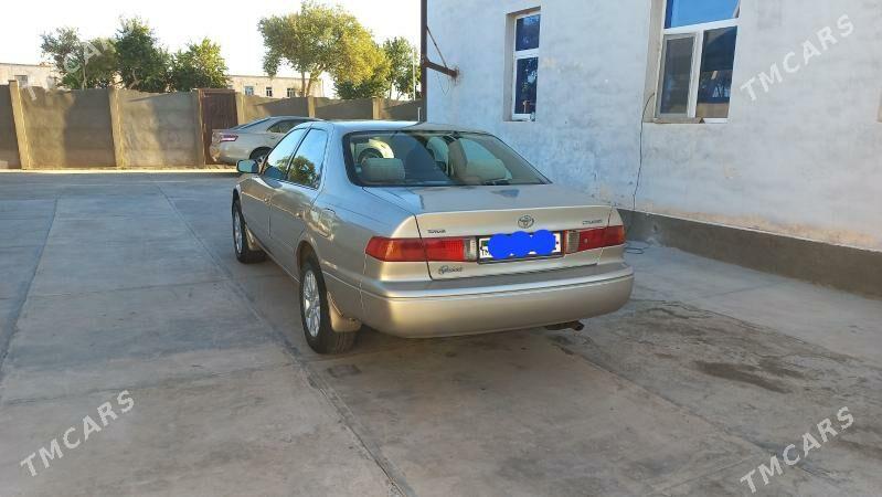 Toyota Camry 2000 - 155 000 TMT - Дашогуз - img 3