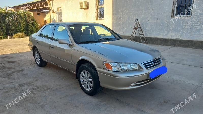 Toyota Camry 2000 - 155 000 TMT - Дашогуз - img 1