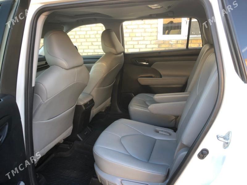 Toyota Highlander 2021 - 590 000 TMT - Dänew - img 4