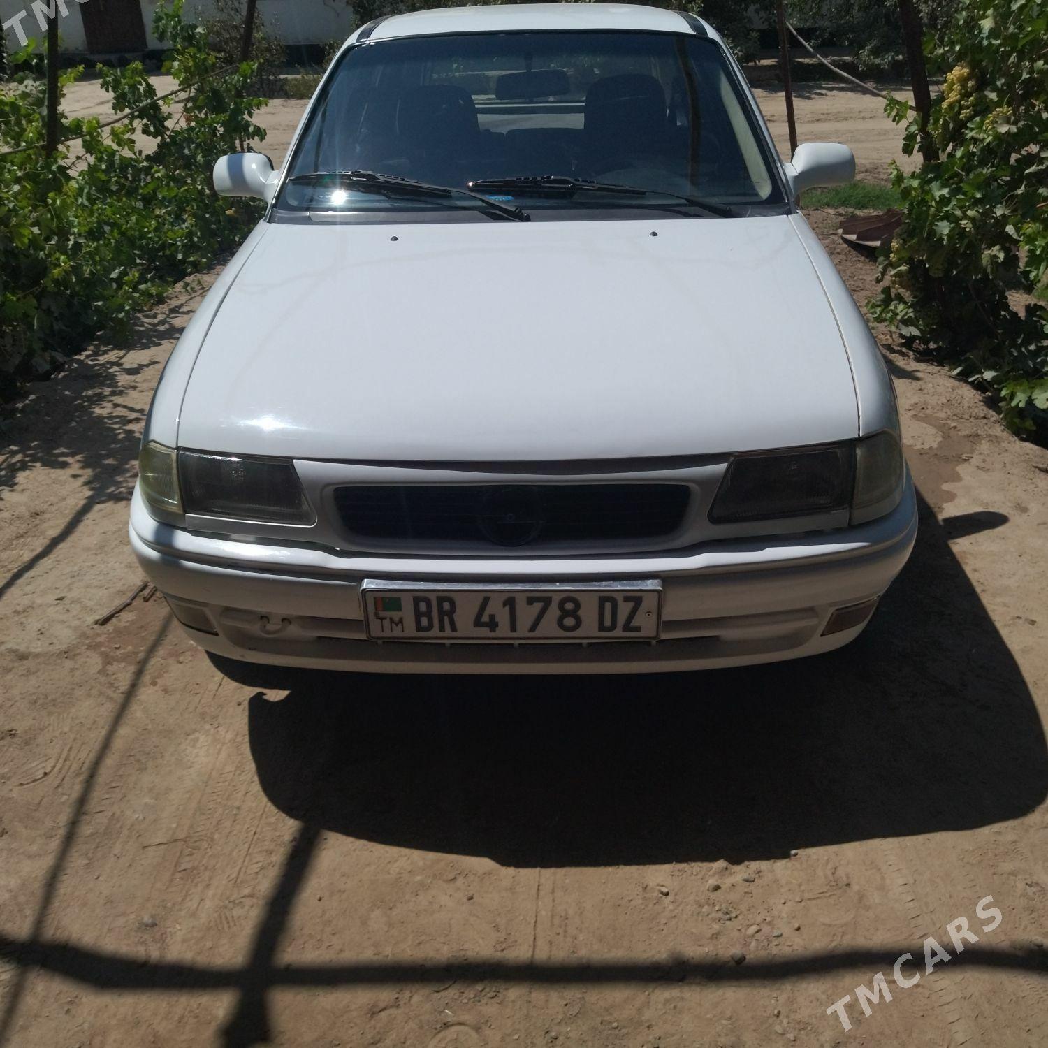 Opel Astra 1993 - 40 000 TMT - Şabat etr. - img 3
