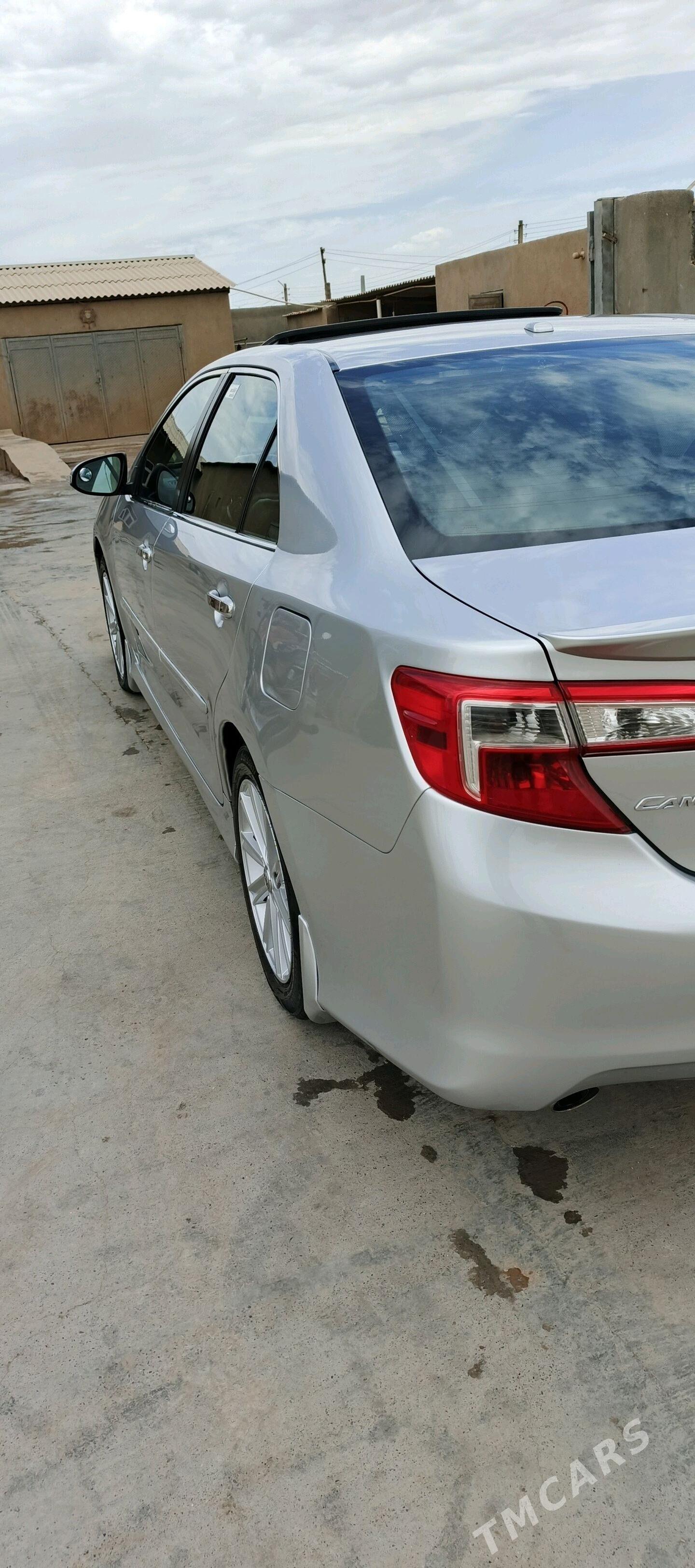 Toyota Camry 2012 - 250 000 TMT - Babadaýhan - img 1