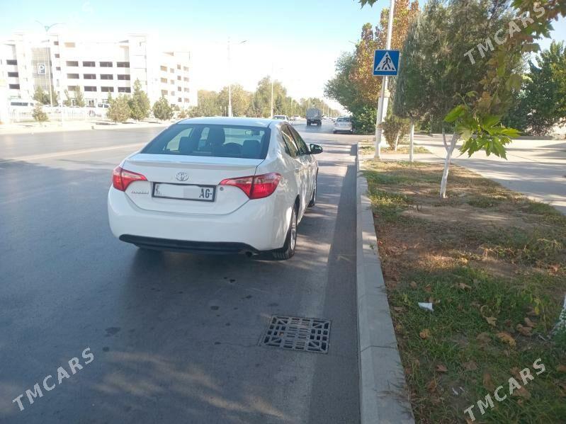 Toyota Corolla 2017 - 210 000 TMT - Aşgabat - img 4