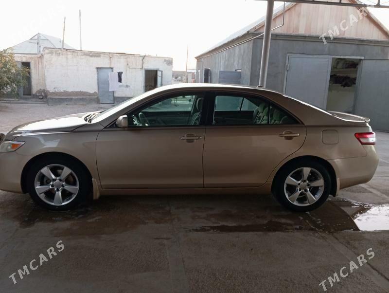 Toyota Camry 2011 - 210 000 TMT - Gumdag - img 2