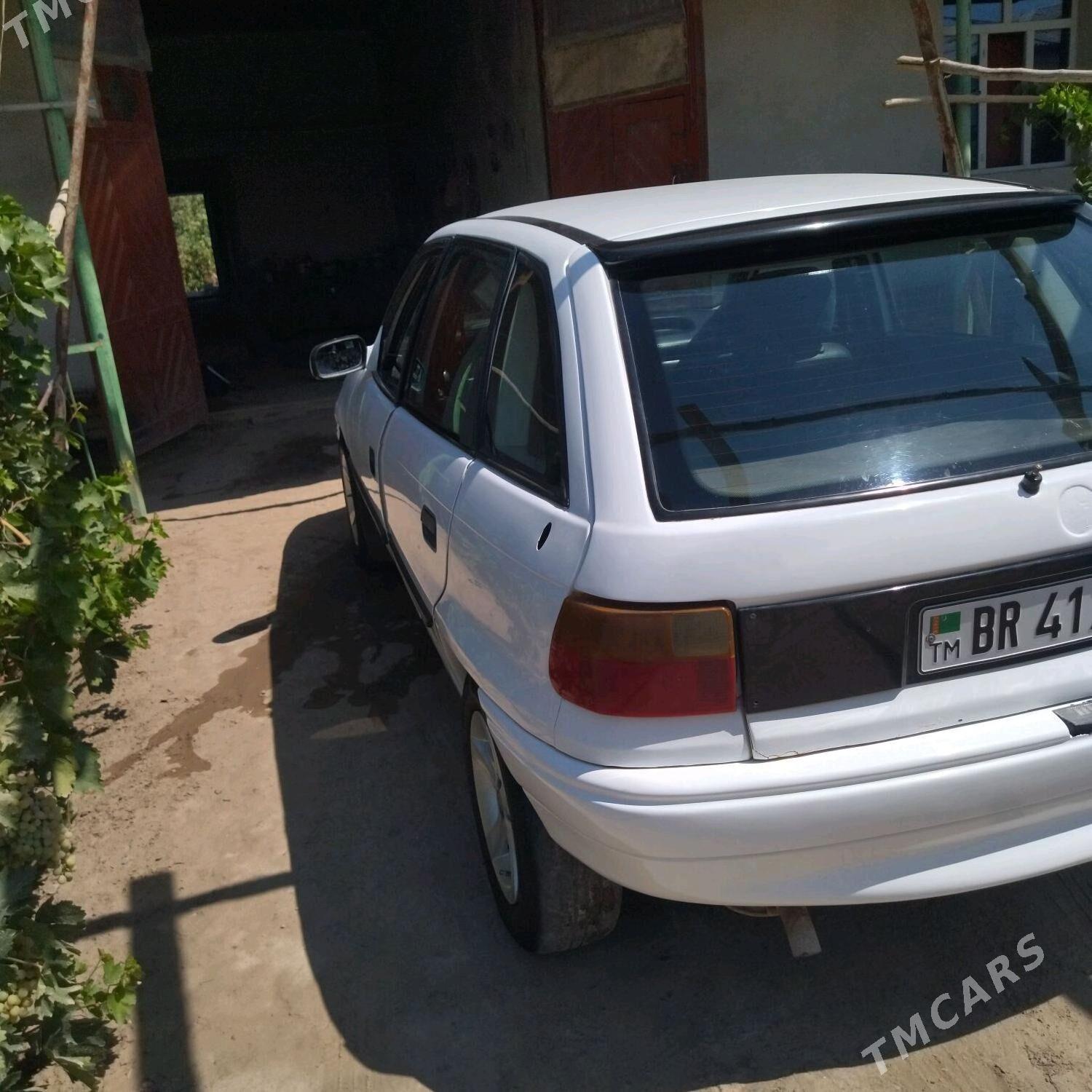 Opel Astra 1993 - 40 000 TMT - Şabat etr. - img 4