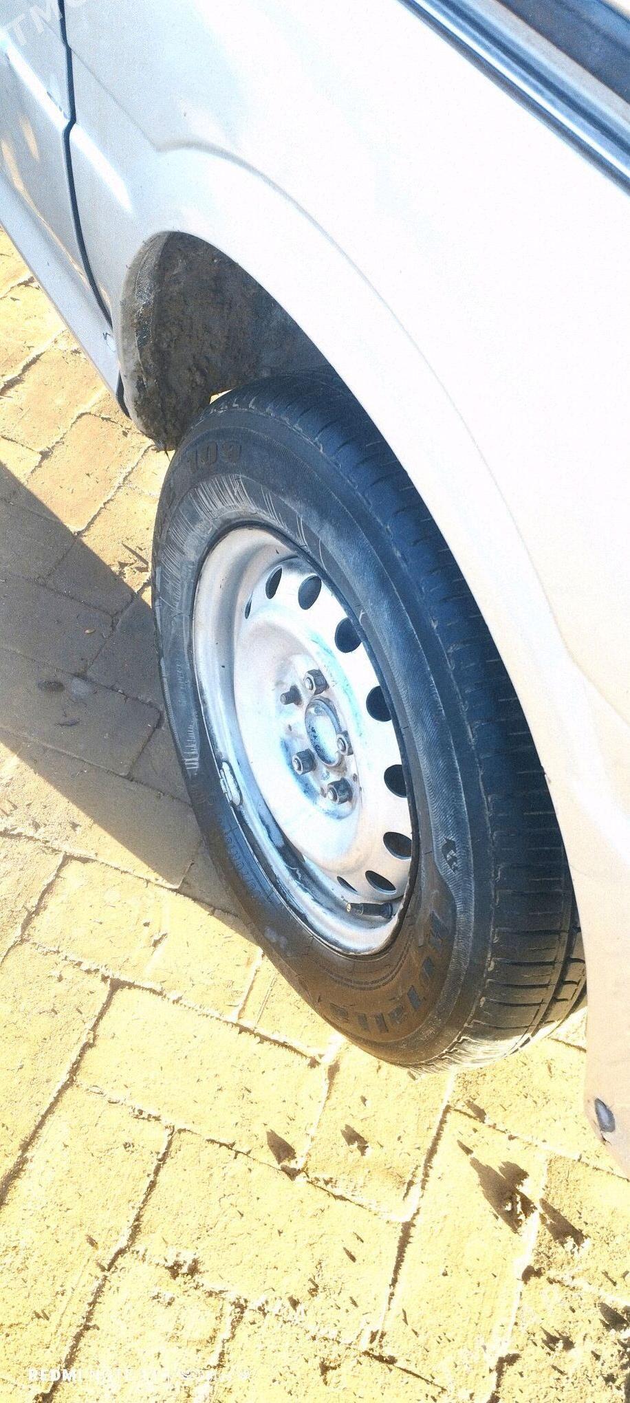 Toyota Hiace 1993 - 40 000 TMT - Ýolöten - img 3