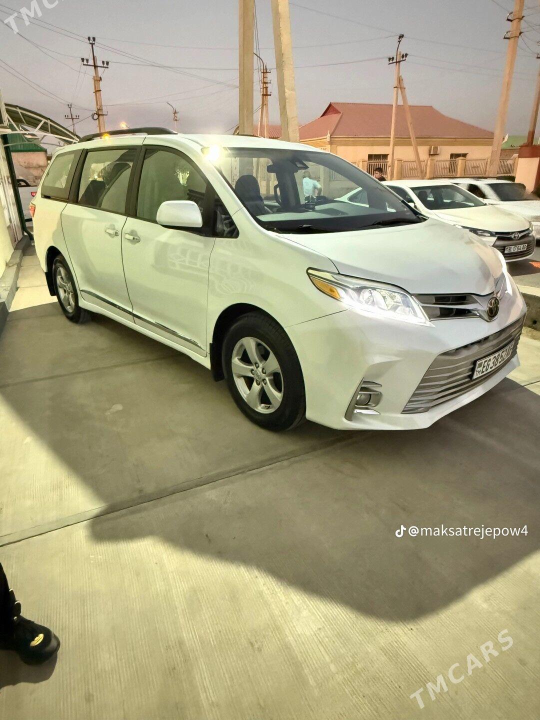 Toyota Sienna 2020 - 365 000 TMT - Parahat 2 - img 5