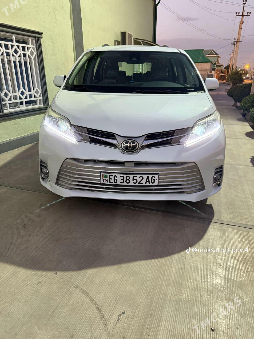 Toyota Sienna 2020 - 365 000 TMT - Parahat 2 - img 2
