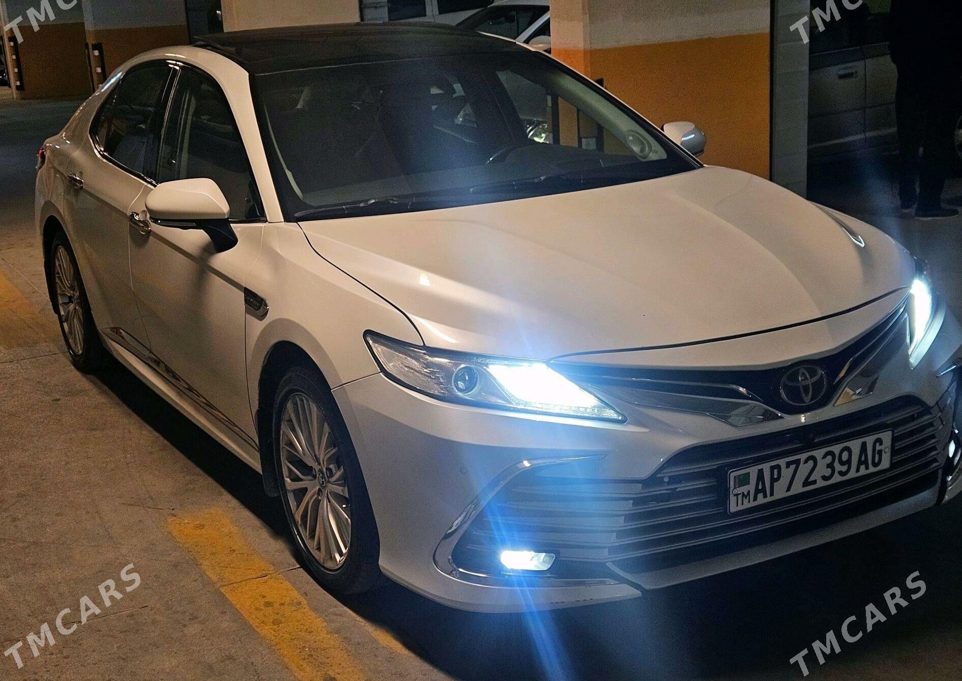 Toyota Camry 2018 - 345 000 TMT - Aşgabat - img 2