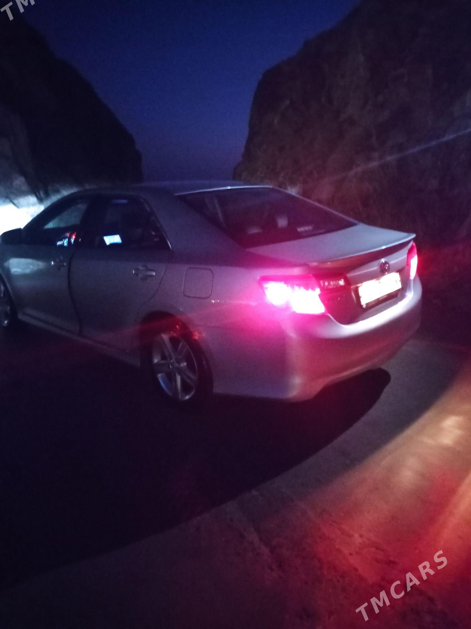 Toyota Camry 2014 - 245 000 TMT - Туркменбаши - img 4