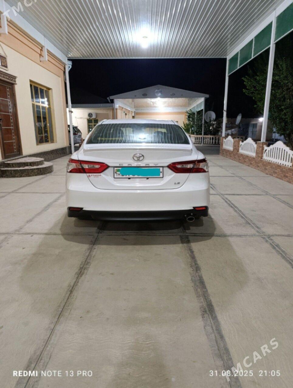 Toyota Camry 2018 - 300 000 TMT - Aşgabat - img 5