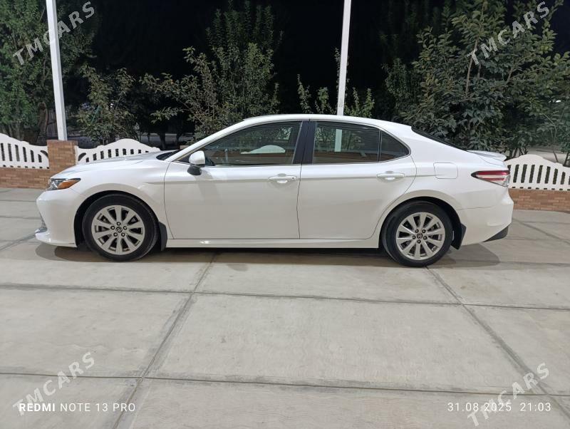 Toyota Camry 2018 - 300 000 TMT - Aşgabat - img 1