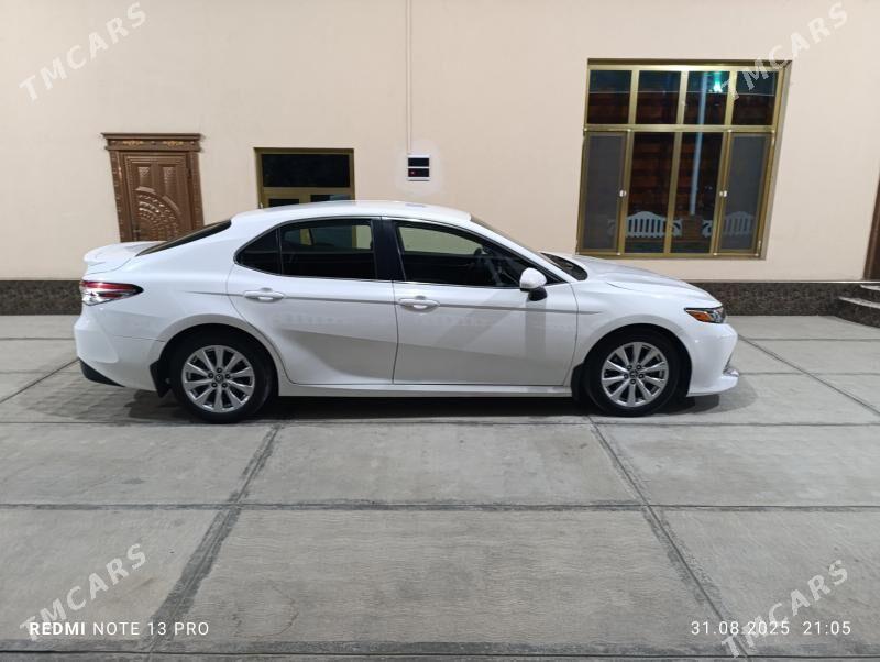 Toyota Camry 2018 - 300 000 TMT - Aşgabat - img 2