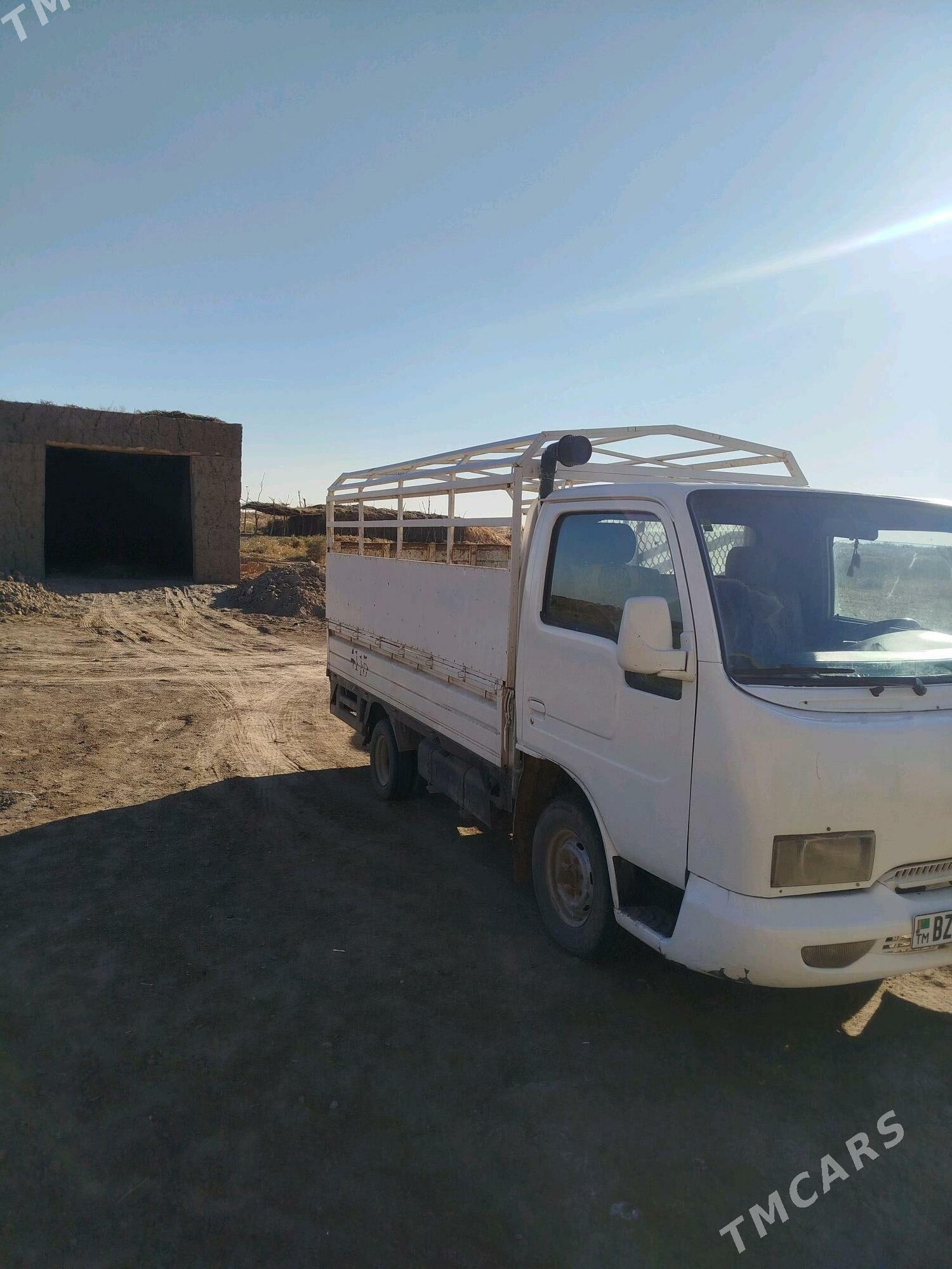 Kia Bongo 2000 - 50 000 TMT - Акдепе - img 3