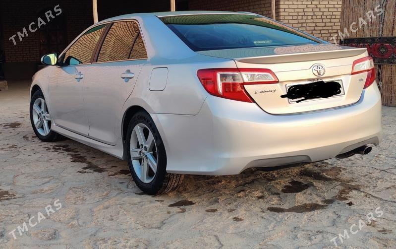 Toyota Camry 2012 - 200 000 TMT - Türkmenbaşy etr. - img 8