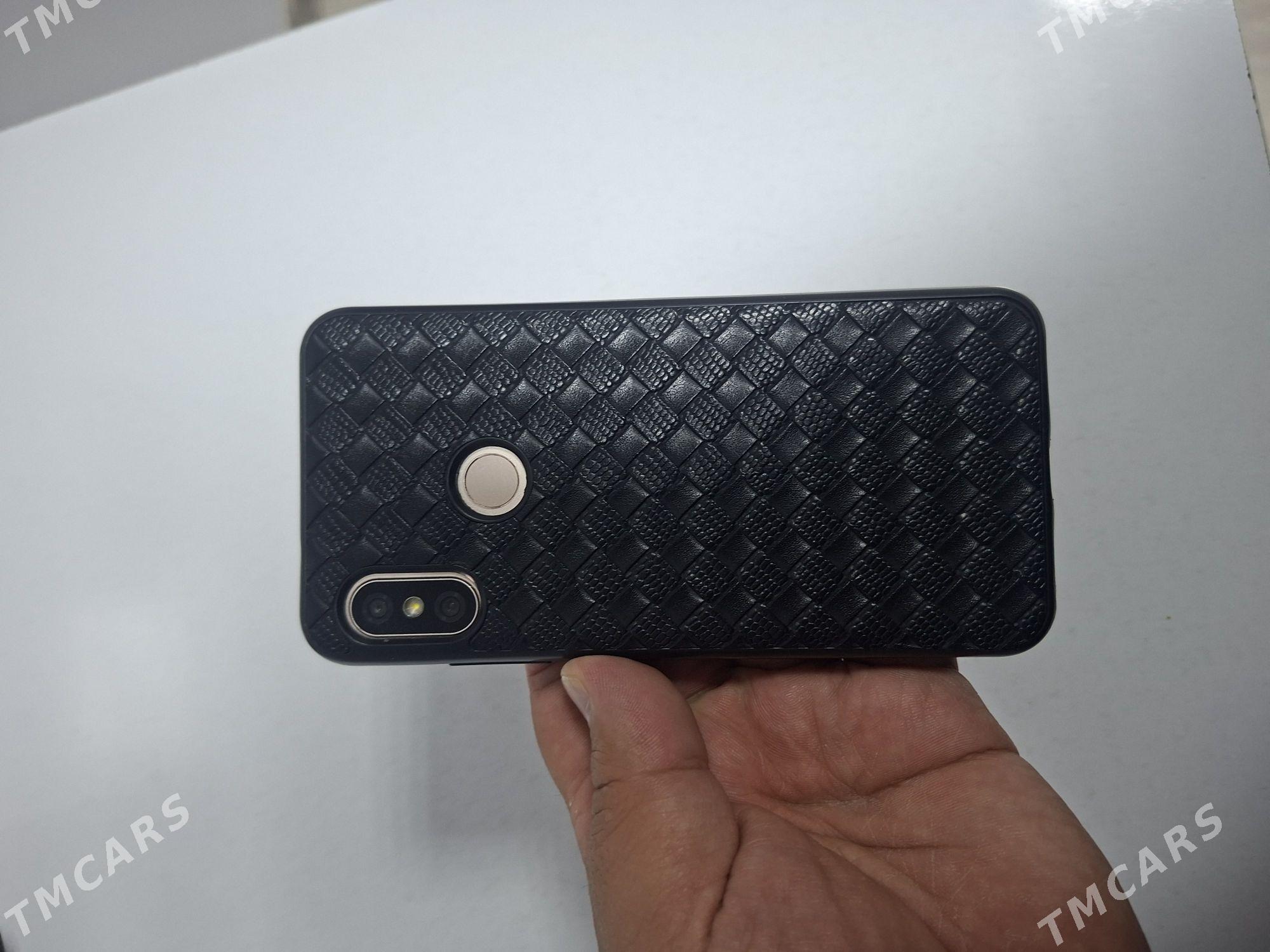 mi A2 lite - Хитровка - img 1