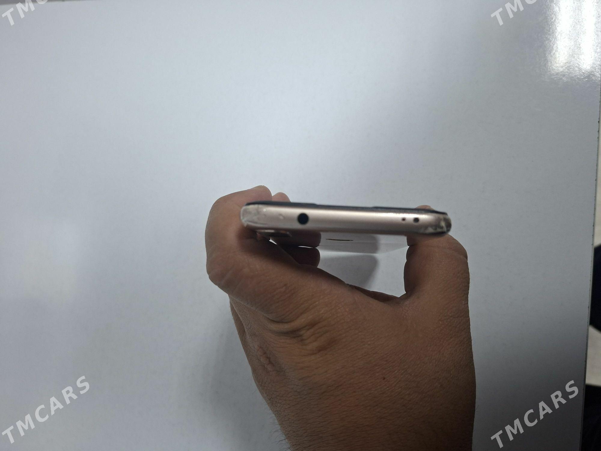 mi A2 lite - Хитровка - img 6