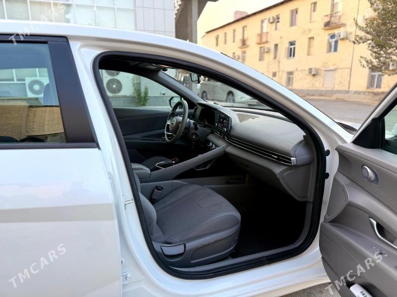 Hyundai Elantra 2021 - 239 000 TMT - Türkmenbaşy şaýoly - img 3