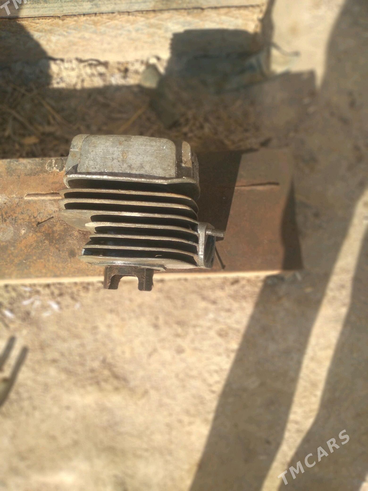 Iž Ýupiter 1995 - 6 000 TMT - Boldumsaz - img 9