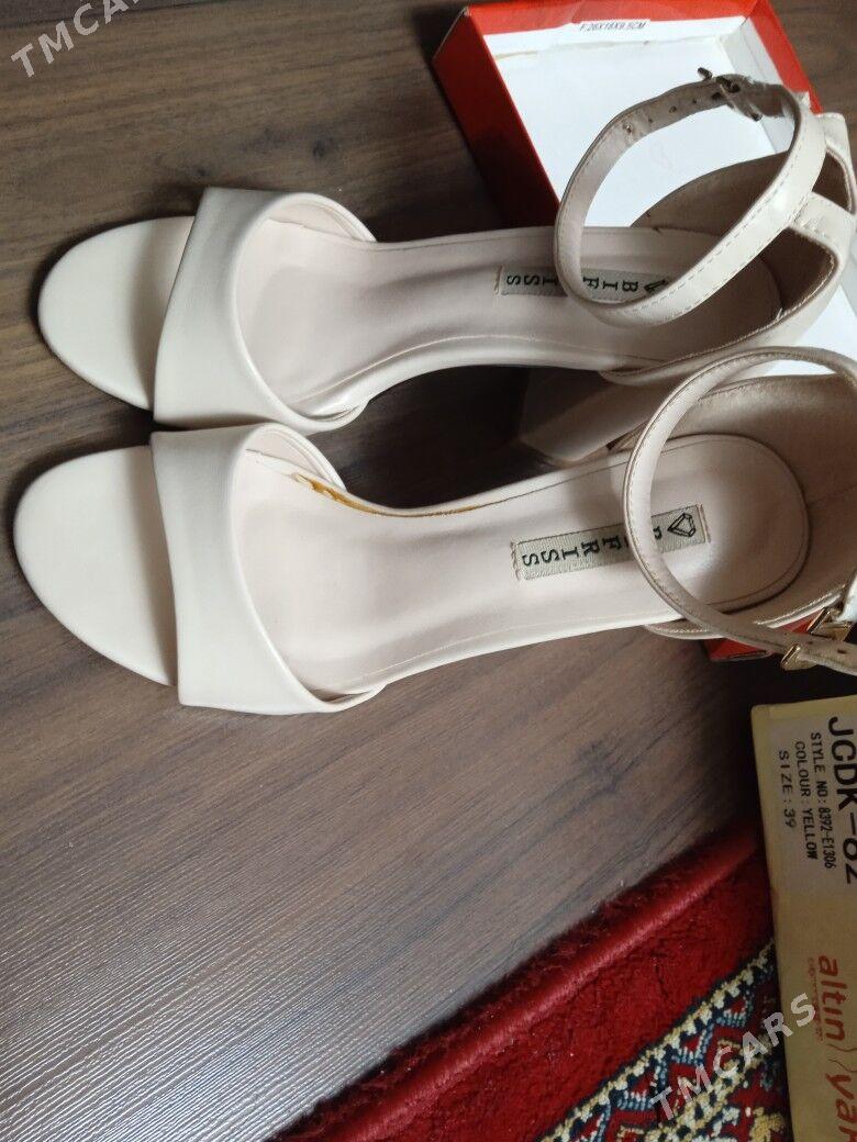 босоножки в отличном состоянии - Aşgabat - img 4