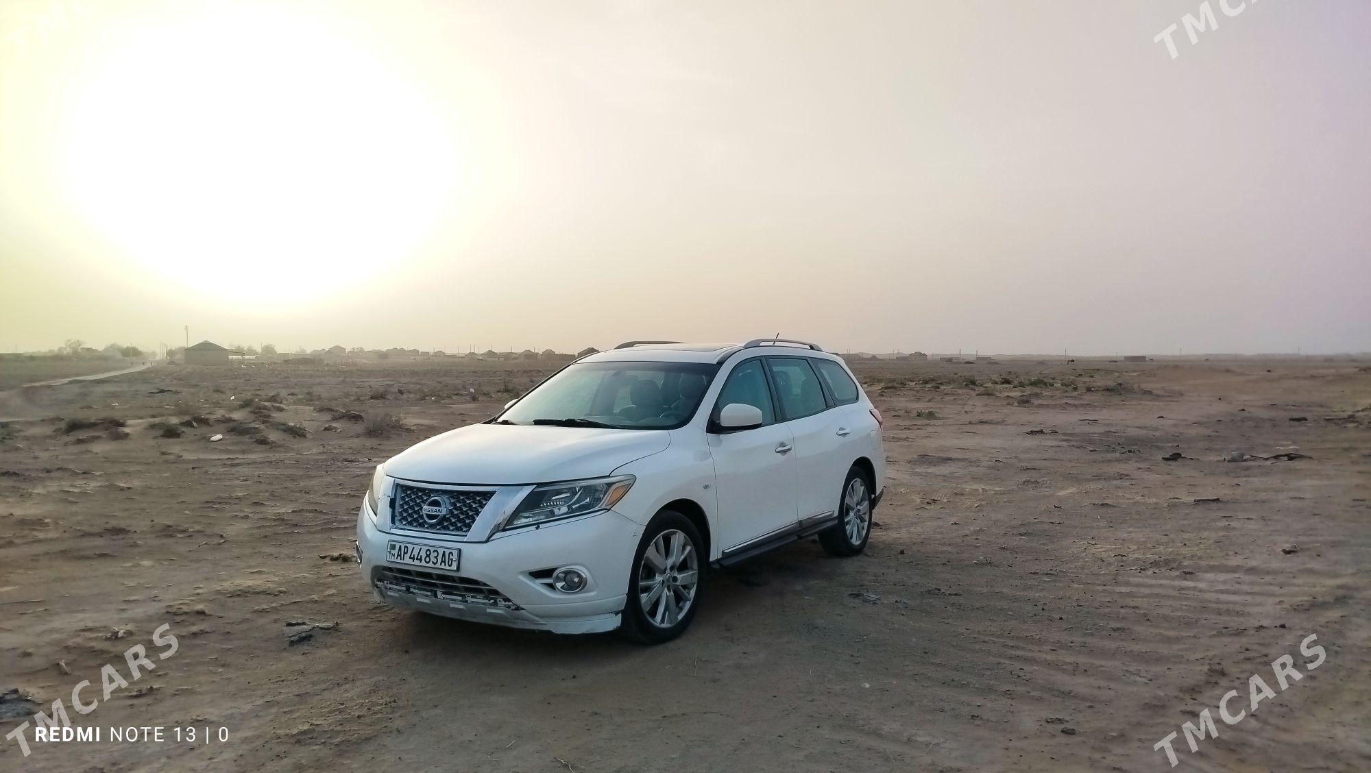 Nissan Pathfinder 2013 - 180 000 TMT - Aşgabat - img 3