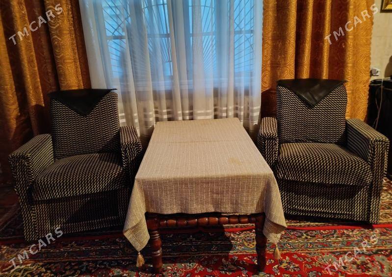 кресла 2 шт + стол 1 шт. - Туркменабат - img 1