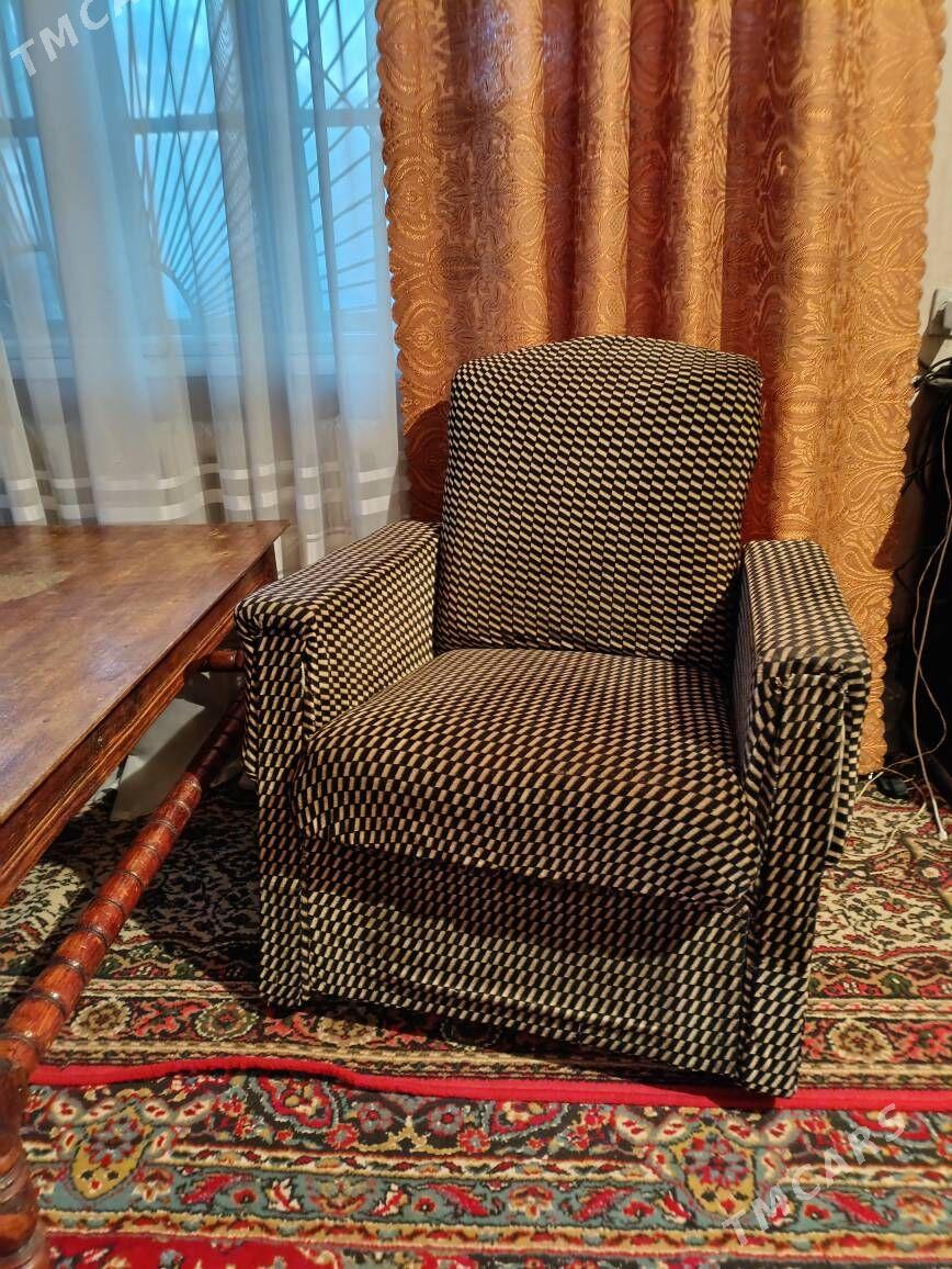 кресла 2 шт + стол 1 шт. - Туркменабат - img 4