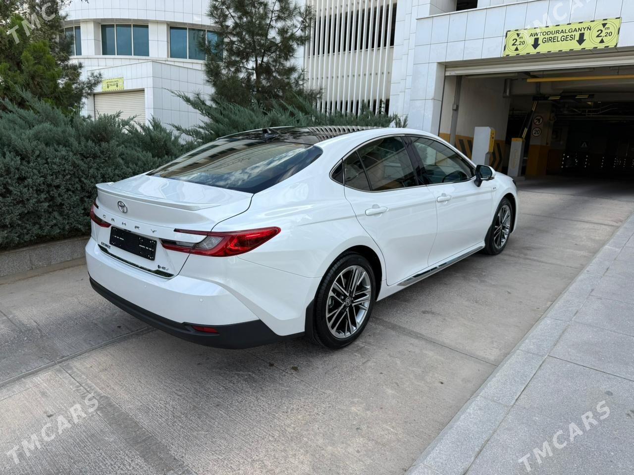 Toyota Camry 2025 - 725 000 TMT - Aşgabat - img 6