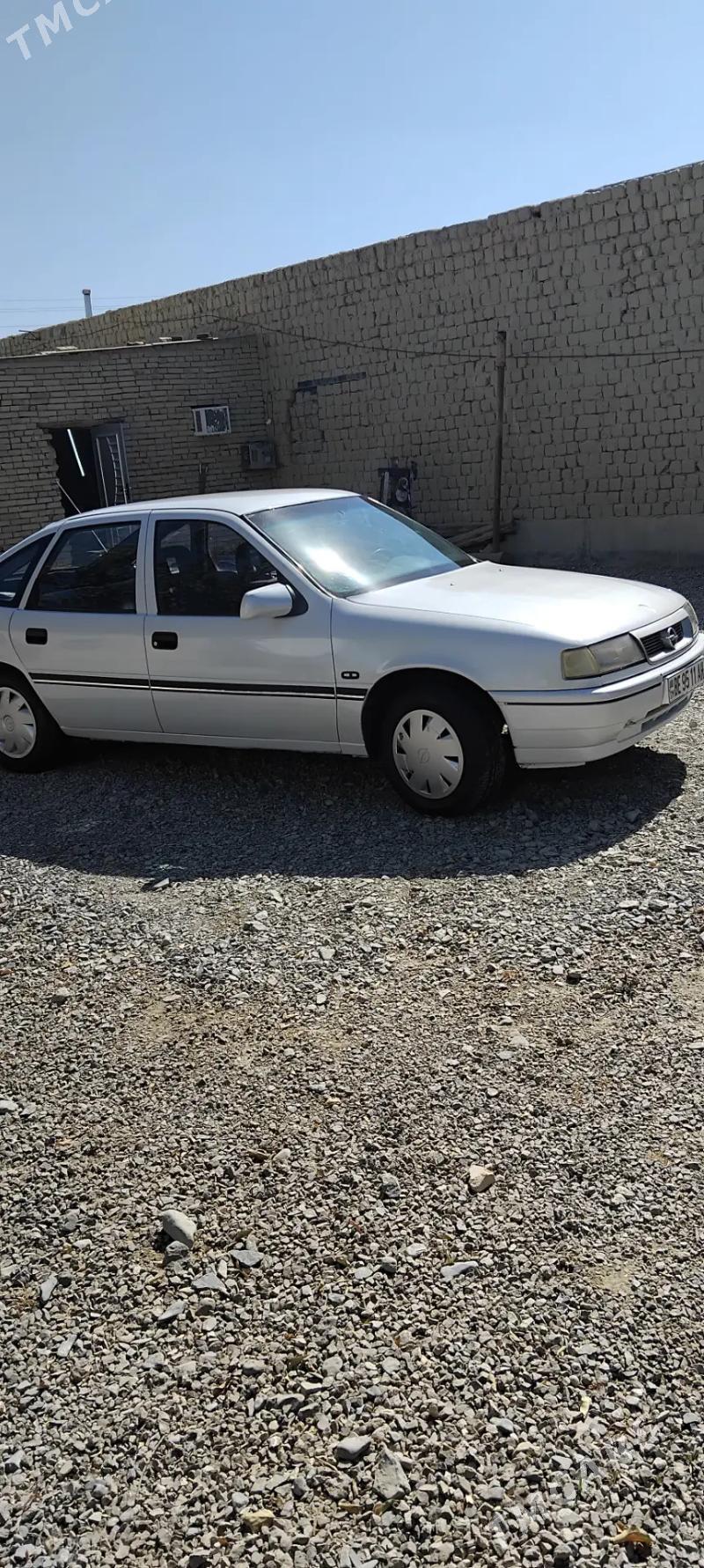 Opel Vectra 1991 - 30 000 TMT - Bäherden - img 1