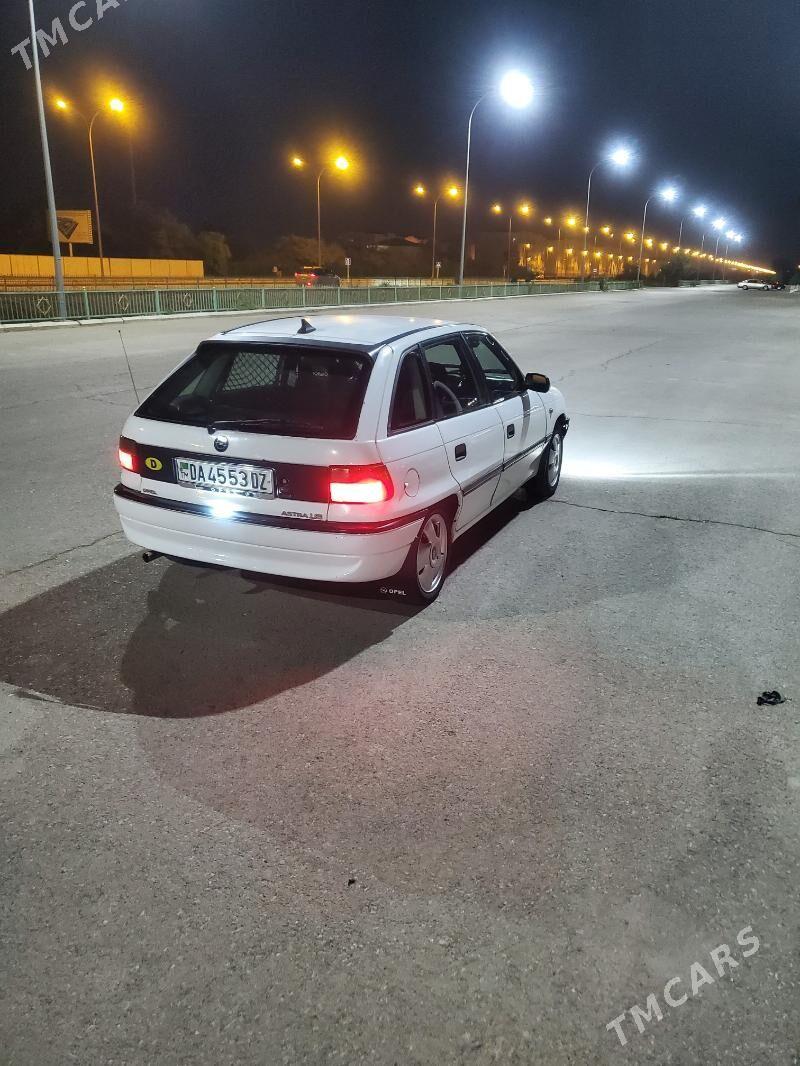 Opel Astra 1995 - 35 000 TMT - Дашогуз - img 2