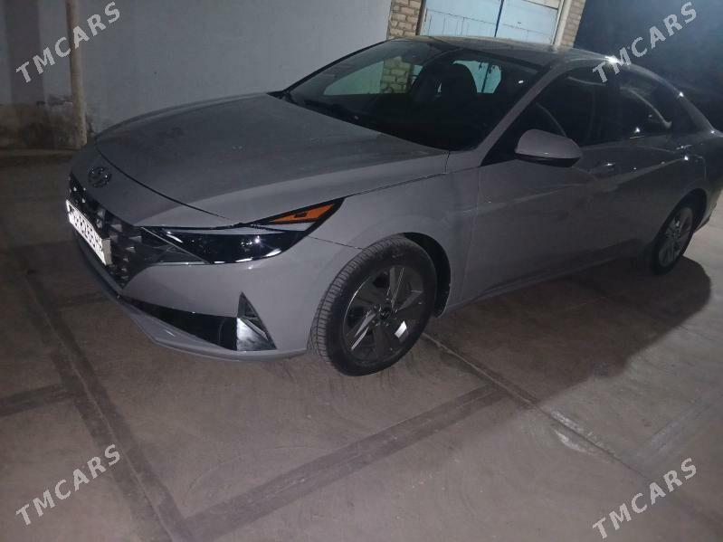 Hyundai Elantra 2021 - 233 000 TMT - Oguz han - img 4