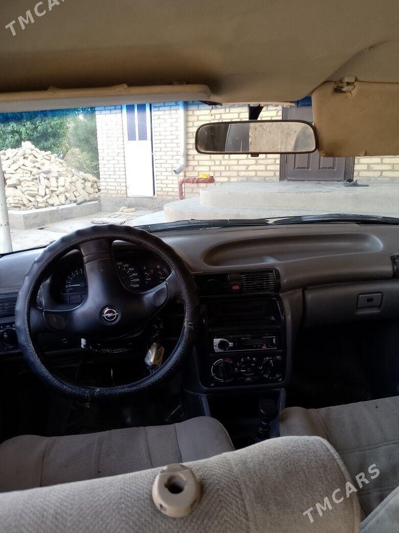 Opel Astra 1992 - 23 000 TMT - Байрамали - img 4