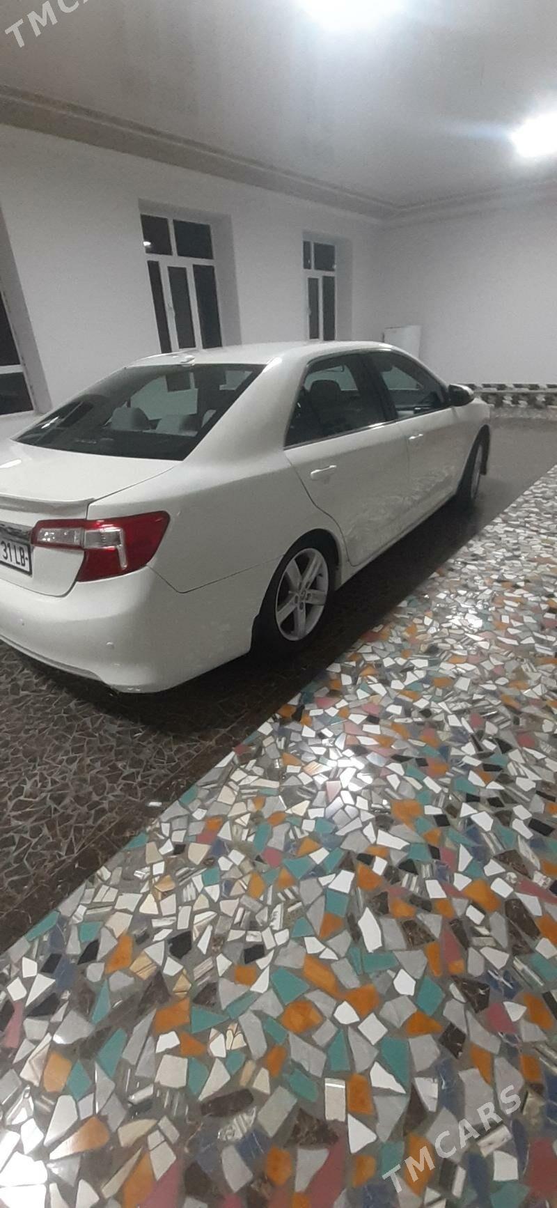 Toyota Camry 2012 - 189 000 TMT - Фарап - img 7