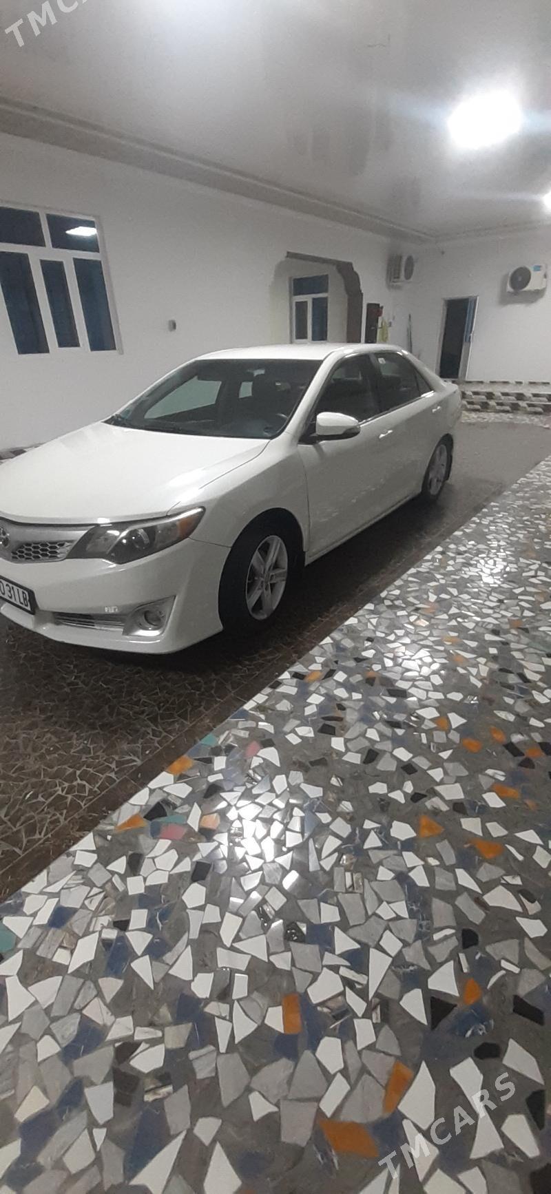 Toyota Camry 2012 - 189 000 TMT - Фарап - img 8
