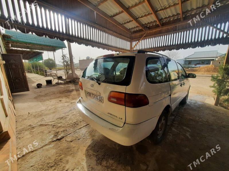 Toyota Sienna 2000 - 115 000 TMT - Гурбансолтан Едже - img 3