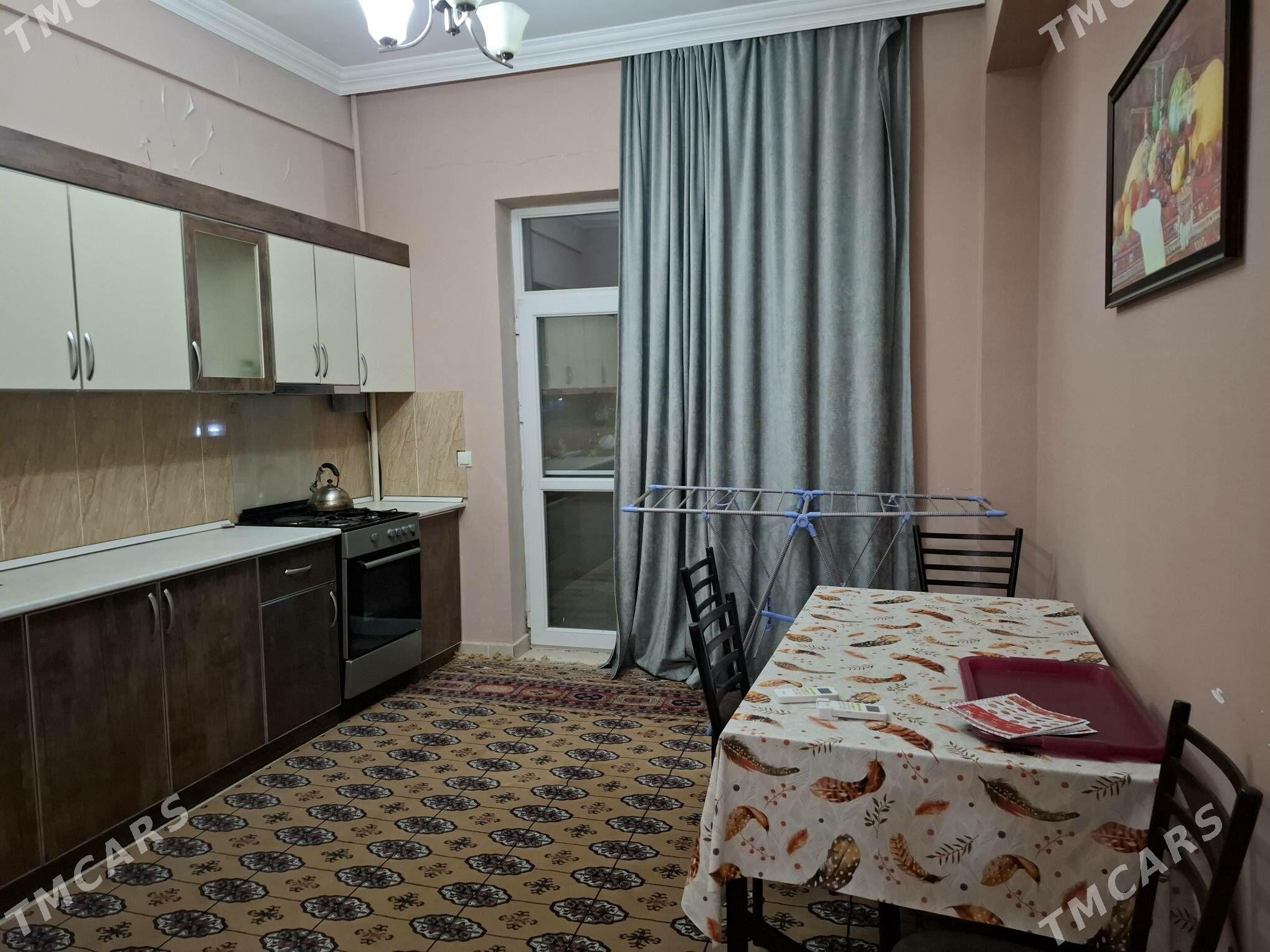 arenda jay - Mary - img 3