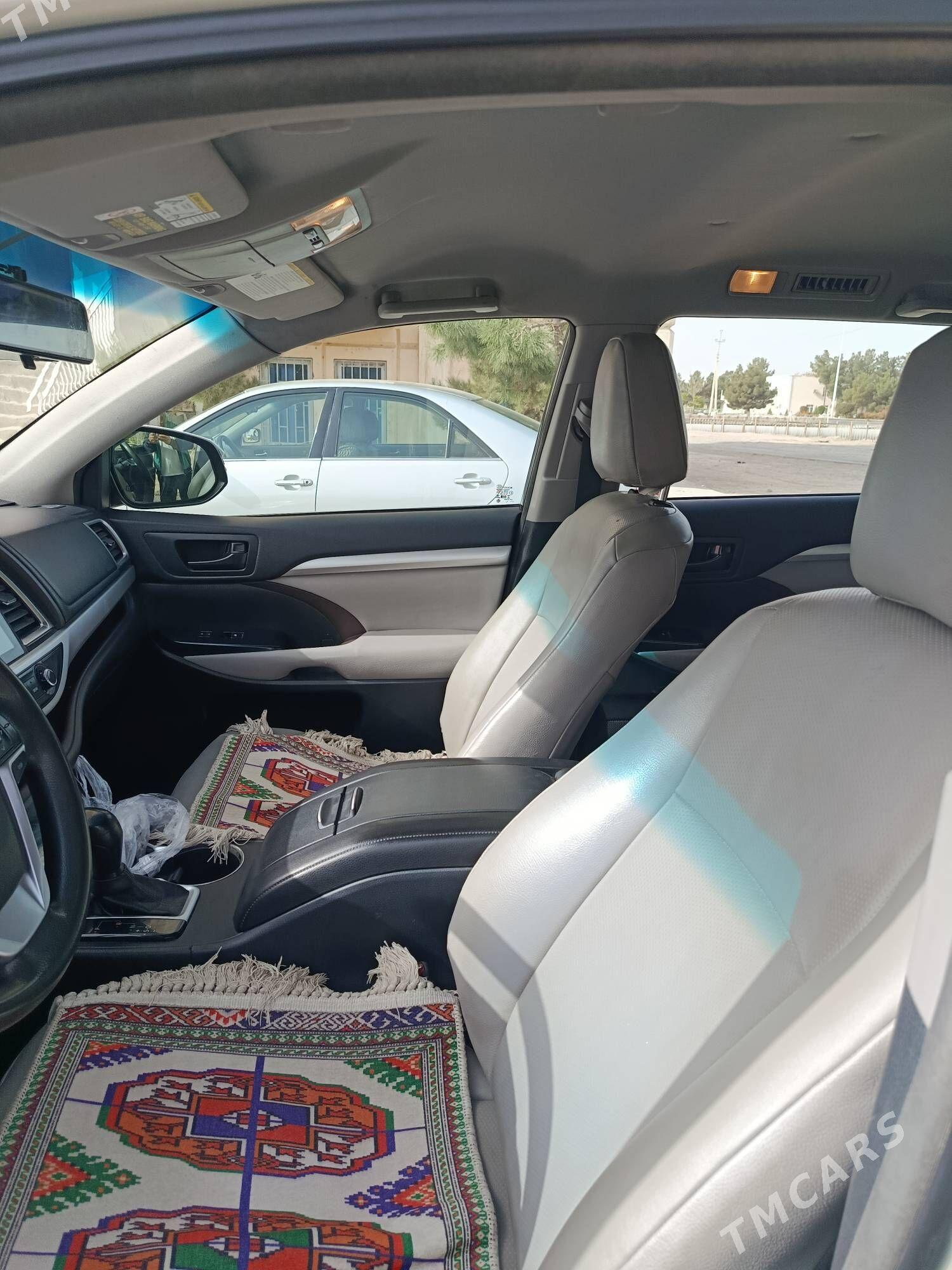 Toyota Highlander 2014 - 380 000 TMT - Туркменабат - img 6