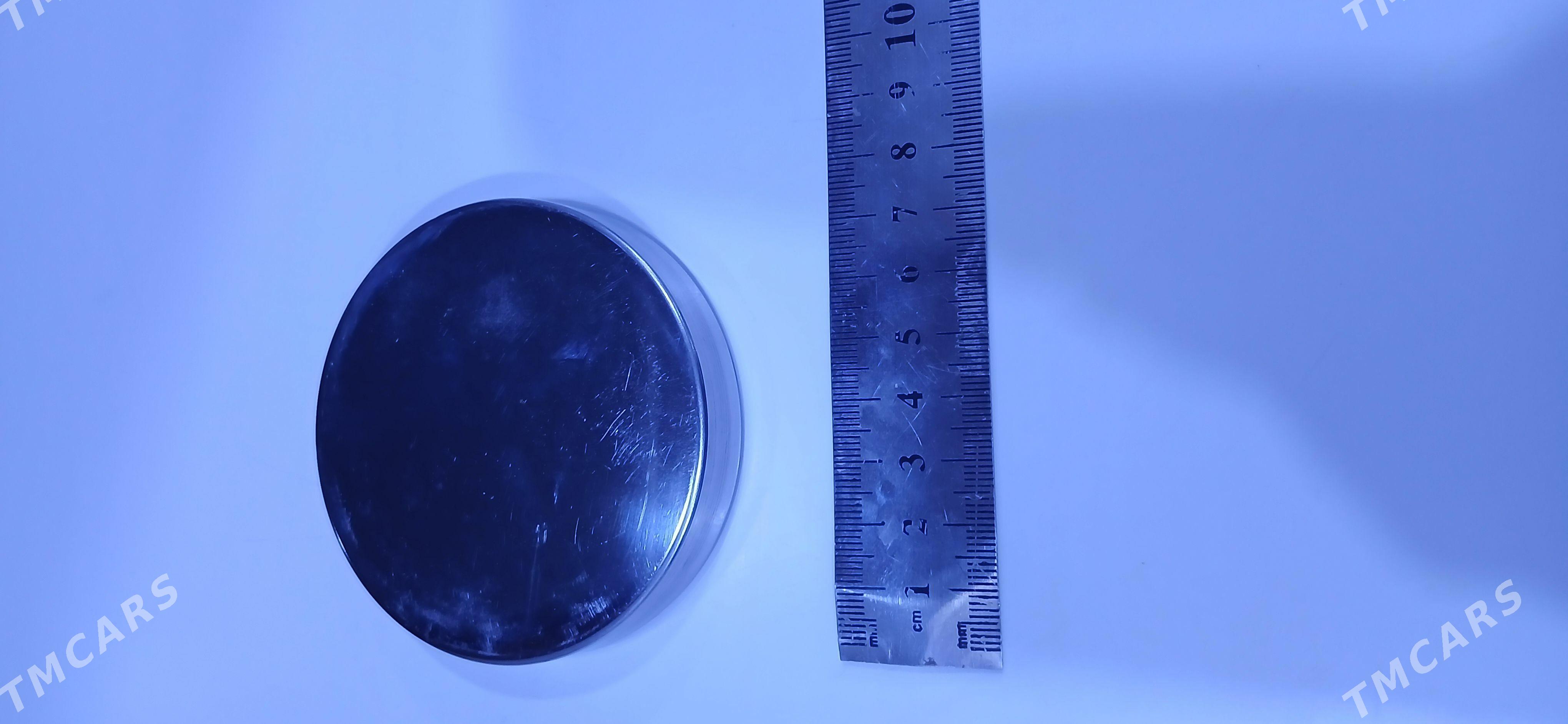 Petri gutusy metaldan - Ёлётен - img 2