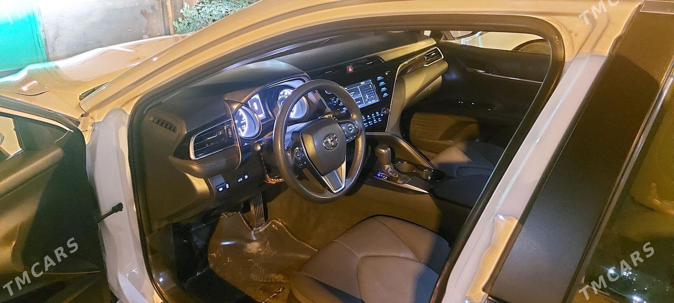 Toyota Camry 2018 - 300 000 TMT - Köşi - img 5