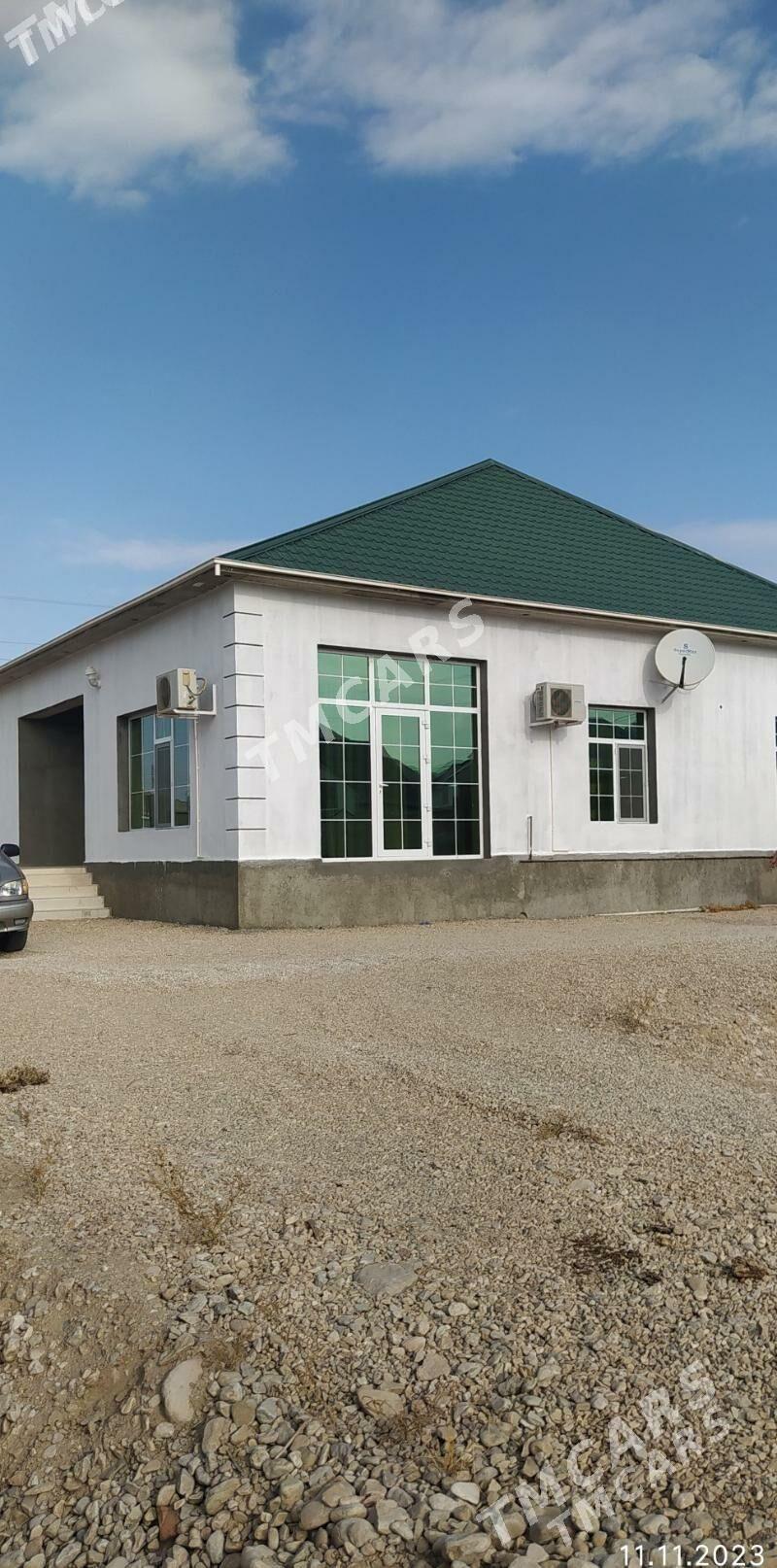 nebitçi 5 - Balkanabat - img 1