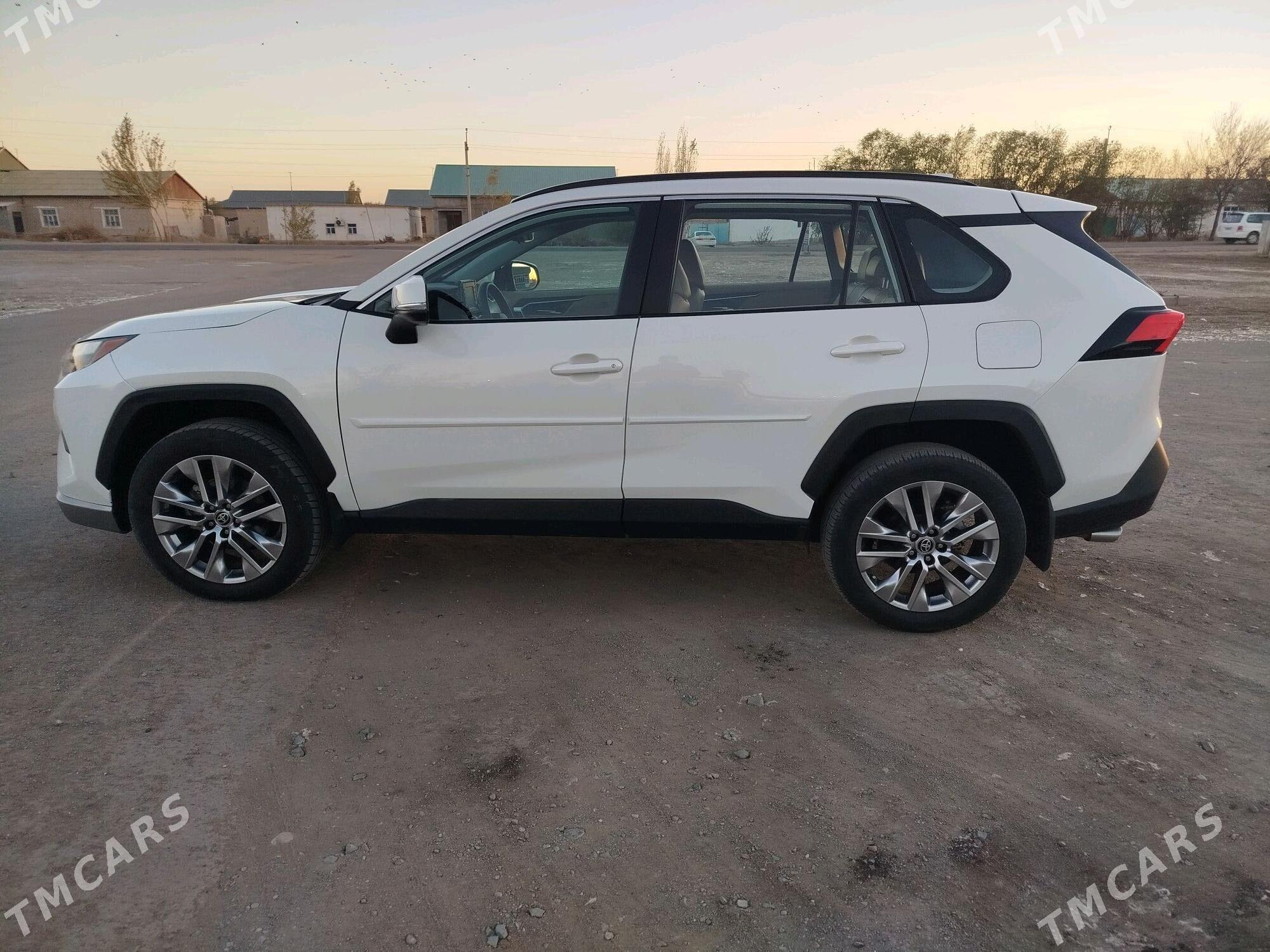 Lexus RX 350 2022 - 330 000 TMT - Кёнеургенч - img 1