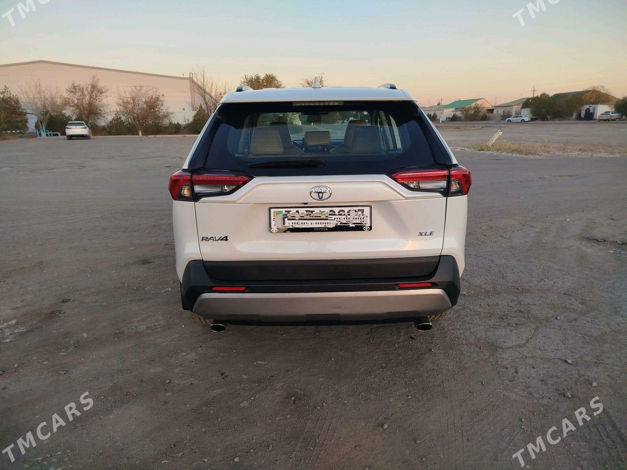 Lexus RX 350 2022 - 330 000 TMT - Кёнеургенч - img 4