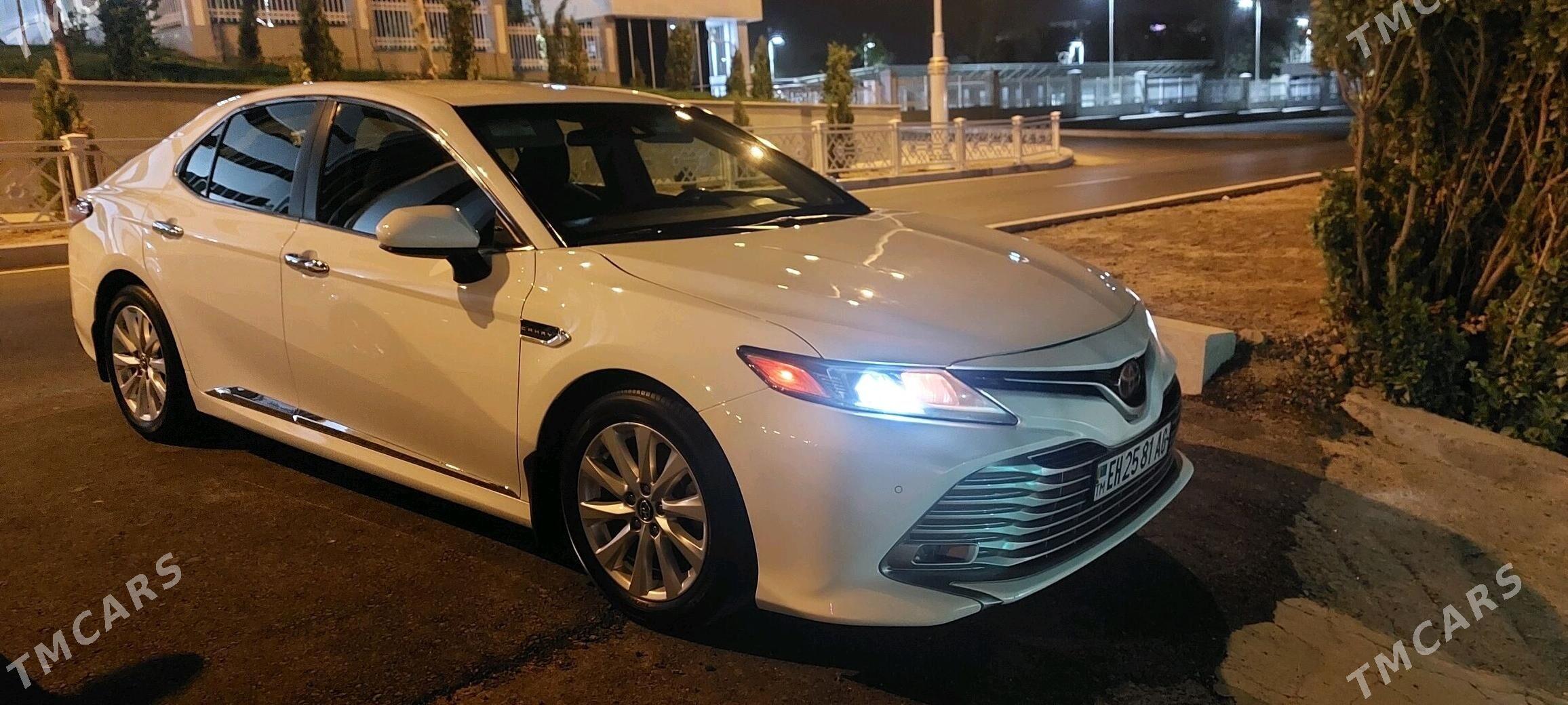 Toyota Camry 2018 - 300 000 TMT - Köşi - img 7